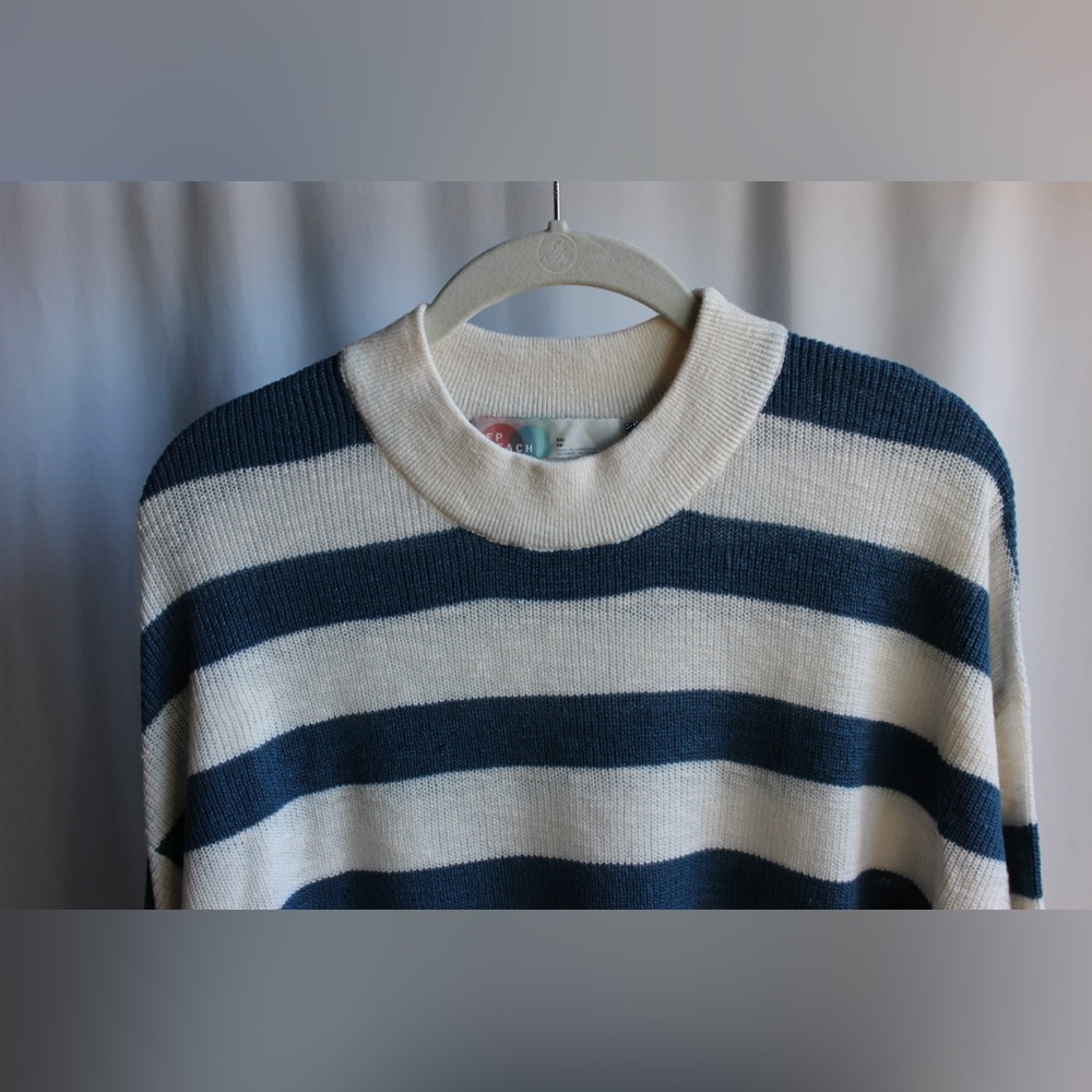 Free People, Malibu Surf Sweater Set, Out to Sea Combo, Size: XS. - Picture 4 of 7